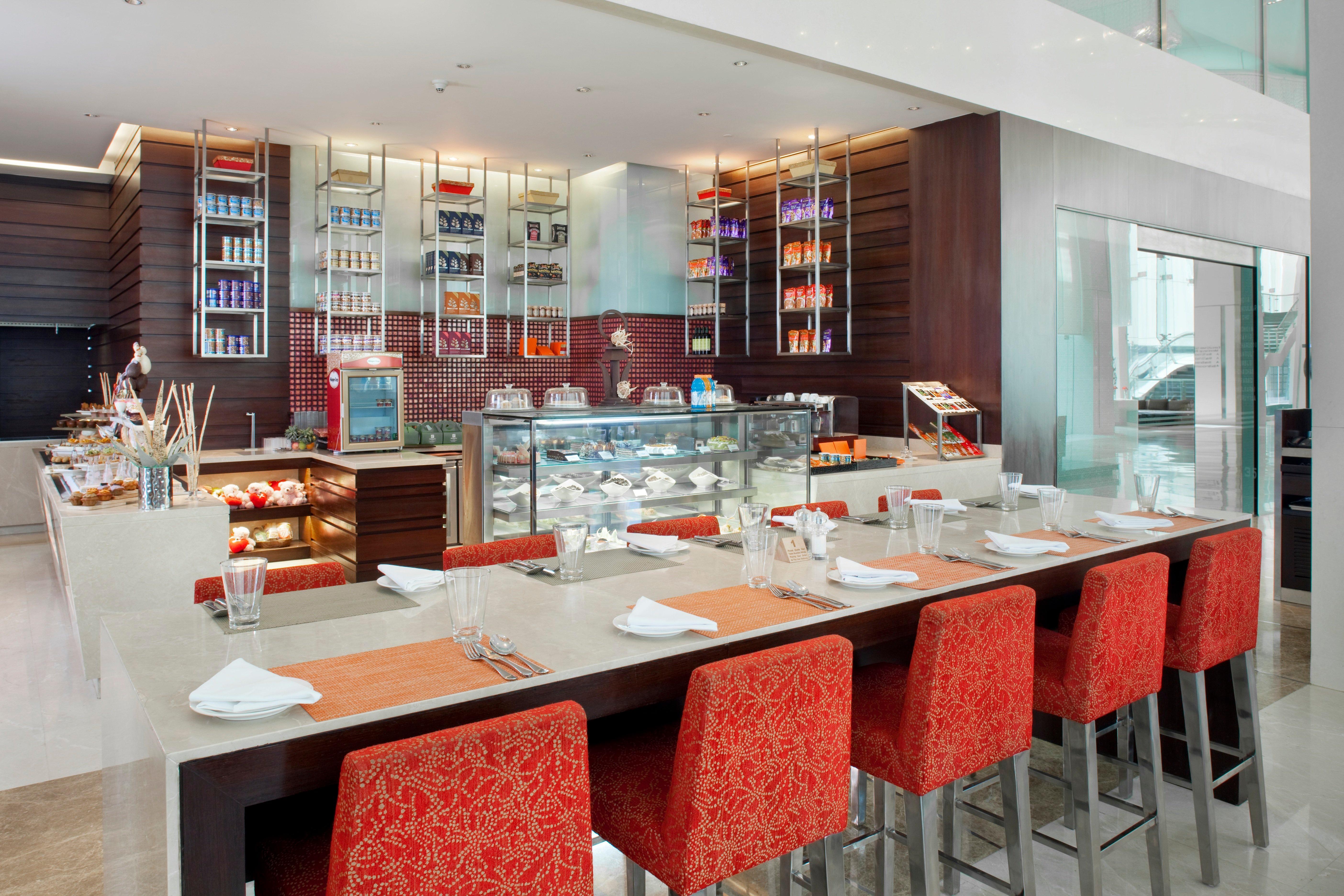 Holiday Inn Mumbai International Airport By Ihg Eksteriør bilde The Kitchen at The Westin
